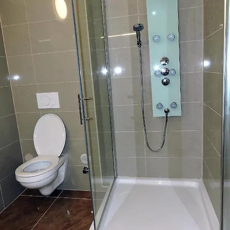 211 Amsterdam, Studio Apartment, 30M2 1-4 Pers Klagenfurt am Woerthersee Exterior photo