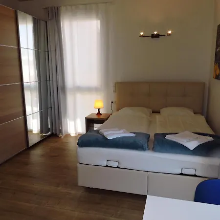 211 Amsterdam, Studio Apartment, 30M2 1-4 Pers Klagenfurt am Woerthersee Exterior photo